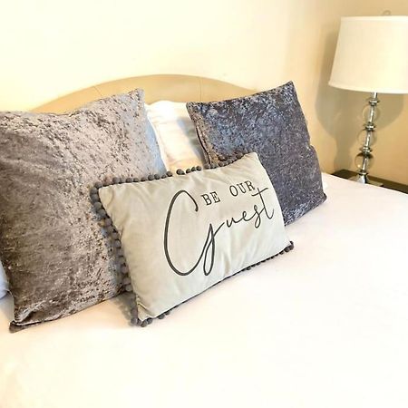 Amazing 2-Bed City Centre Apt With Parking Coventry Eksteriør billede