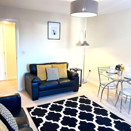 Amazing 2-Bed City Centre Apt With Parking Coventry Eksteriør billede