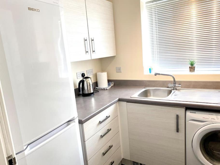 Amazing 2-Bed City Centre Apt With Parking Coventry Eksteriør billede
